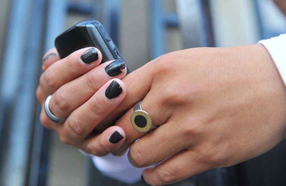 Córdoba: denunció a su hijo por agredirla y ruega por un botón antipánico