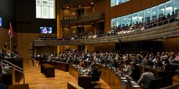 Educación inclusiva, bomberos voluntarios y presupuesto 2026: Misiones avanza con nuevas leyes.