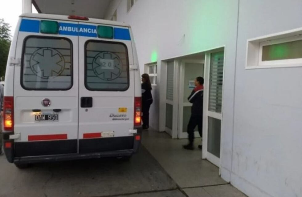 Accidente doméstico: una mujer calentaba agua, se le prendió fuego la bata y murió en Santa Cruz