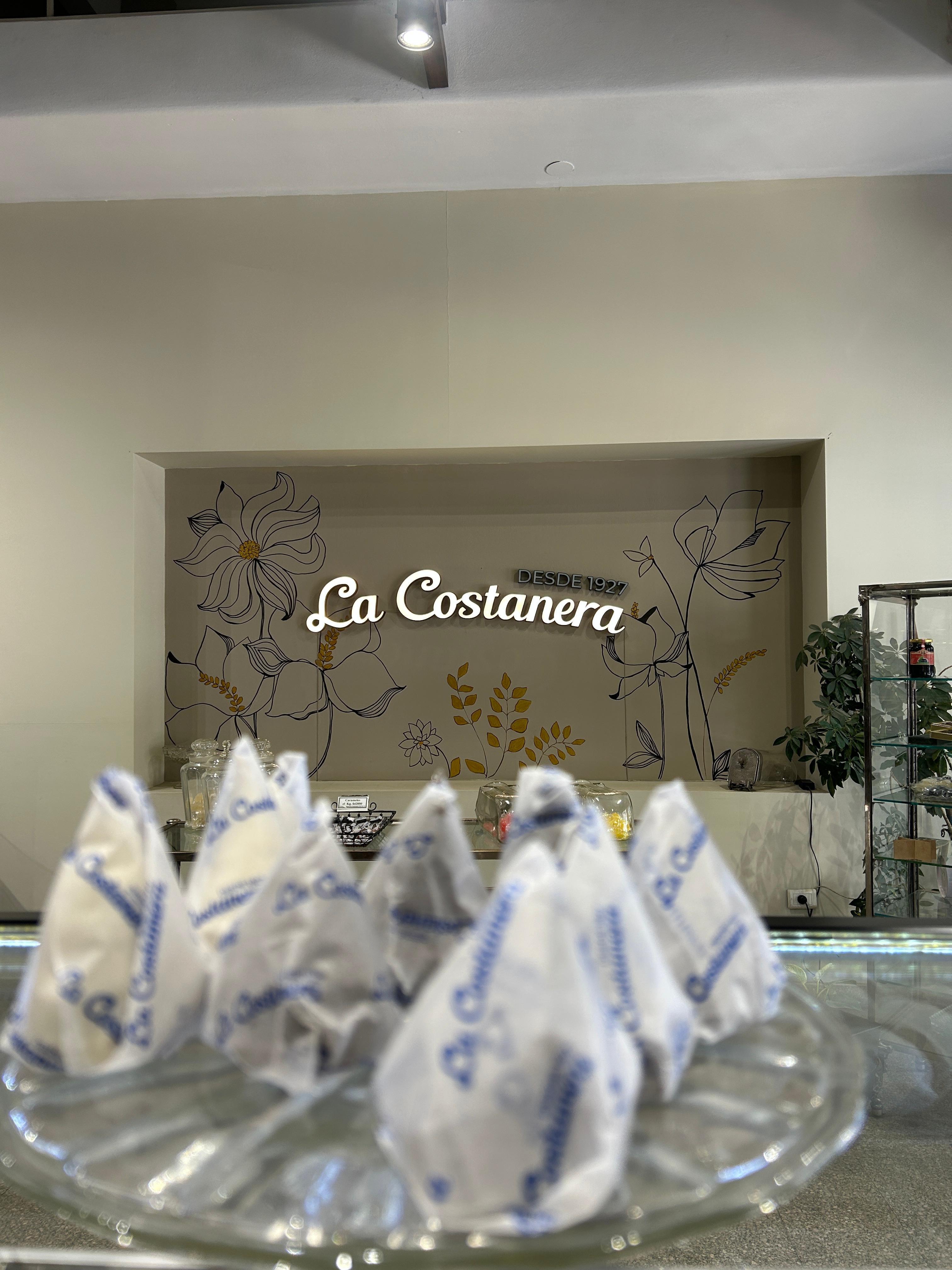 La Costanera abrió el 1 de mayo de 1927.