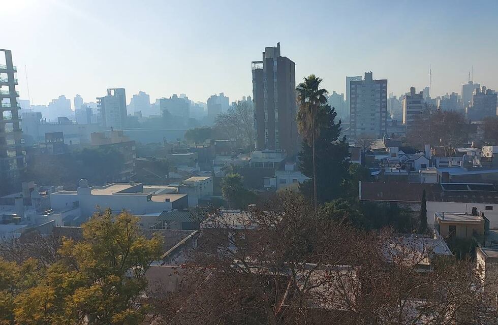 Humo en Rosario: Juan Cabandié publicó fotos de quienes prenden fuego