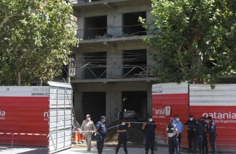 Tragedia en San Juan: albañil cayó desde unos 10 metros y murió
