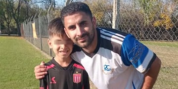 Thiago junto a su papá, en una foto reciente. (Foto: gentileza)
