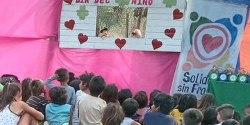 Solidarios sin Fronteras agasajó a los niños en la comunidad Guapo’y en Puerto Libertad.