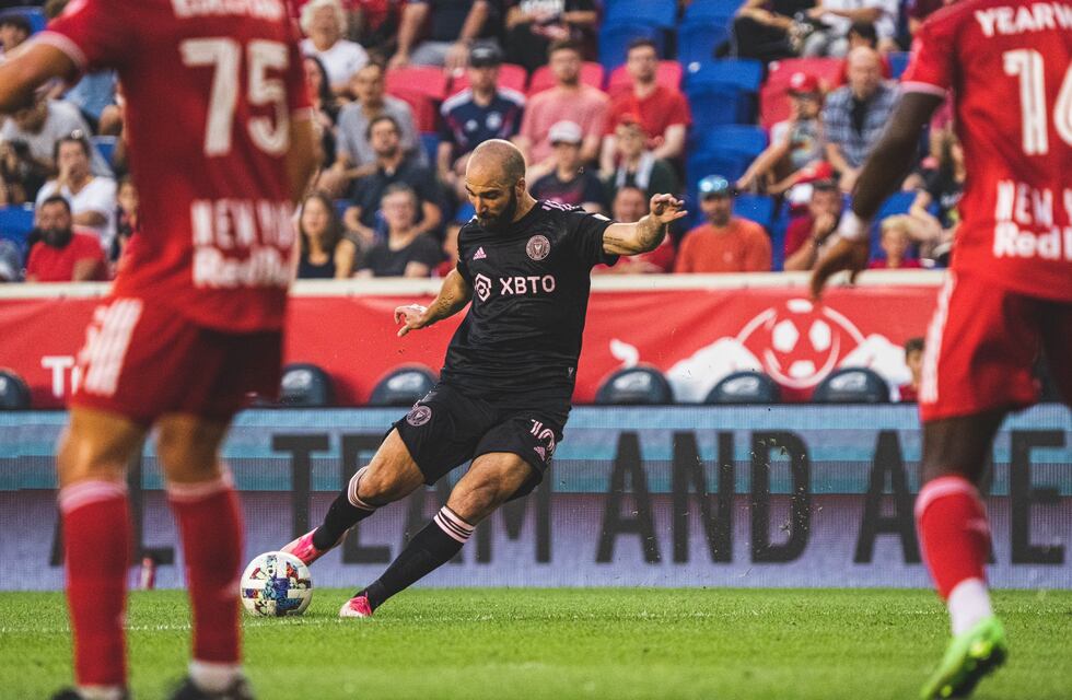 Video: el increíble golazo de tiro libre de Gonzalo Higuaín en la MLS