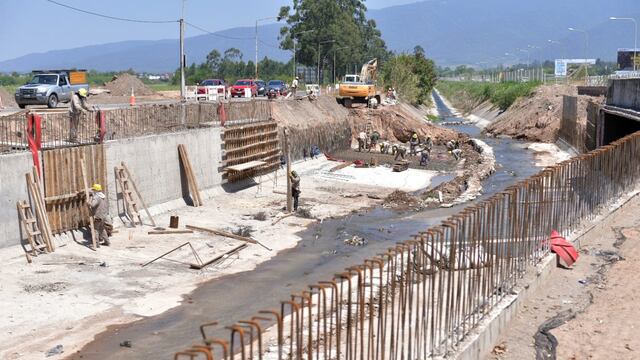 Visita internacional: autoridades del Banco Mundial evaluaron el desarrollo de obras hídricas en la provincia
