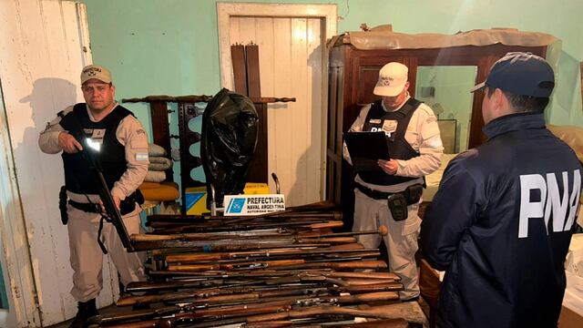 Desarticulan millonario cargamento ilegal de armas y equipamiento militar