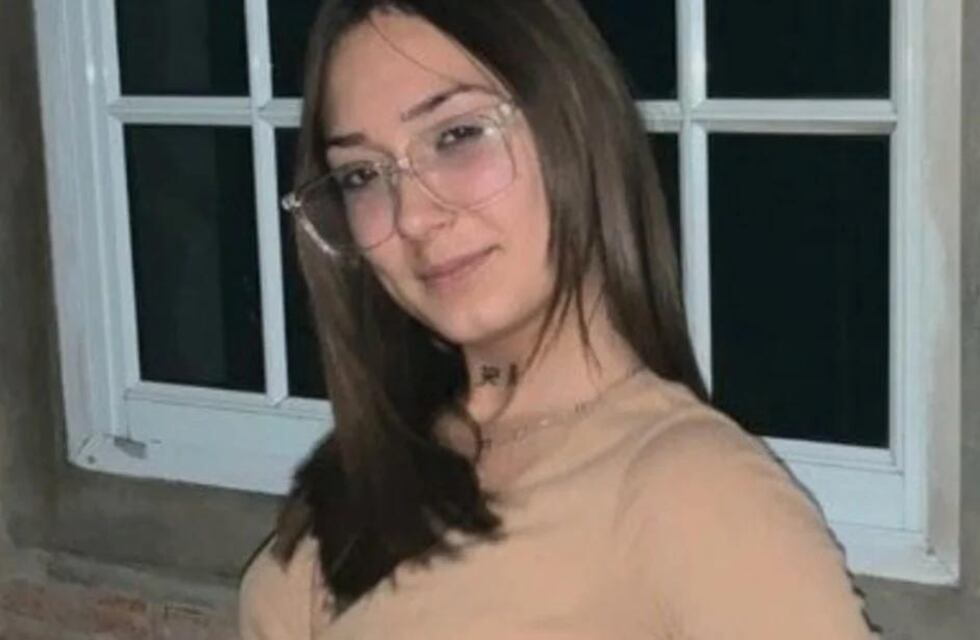 Conmoción en un viaje de egresados: una adolescente cayó de un octavo piso y murió en Mar del Plata