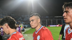 Lucas Zelarayán, capitán y referente de Belgrano, priorizó el partido de este lunes a su participación con Armenia en Eliminatorias. Pero aclaró que no renunció.