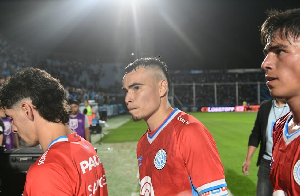 Sólo piensa en Belgrano: el Chino Zelarayán explicó qué pasó con Armenia y por qué es un viaje agotador