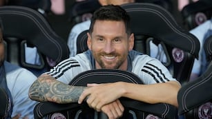El delantero argentino Lionel Messi, del Inter Miami, previo al partido contra Cruz Azul en la Leagues Cupo, el viernes 21 de julio de 2023, en Fort Lauderdale, Florida. (AP Foto/Lynne Sladky)