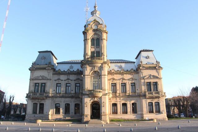 edificio de la Municipalidad de Tres Arroyos