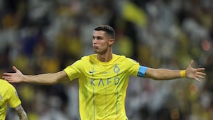 Con uno menos y gracias al DOBLETE de CR7, Al Nassr se lo dio vuelta 2-1 a Al Hilal (equipo de Jorge Jesus) para ganar el Campeonato de Clubes Árabes. / Gentileza.