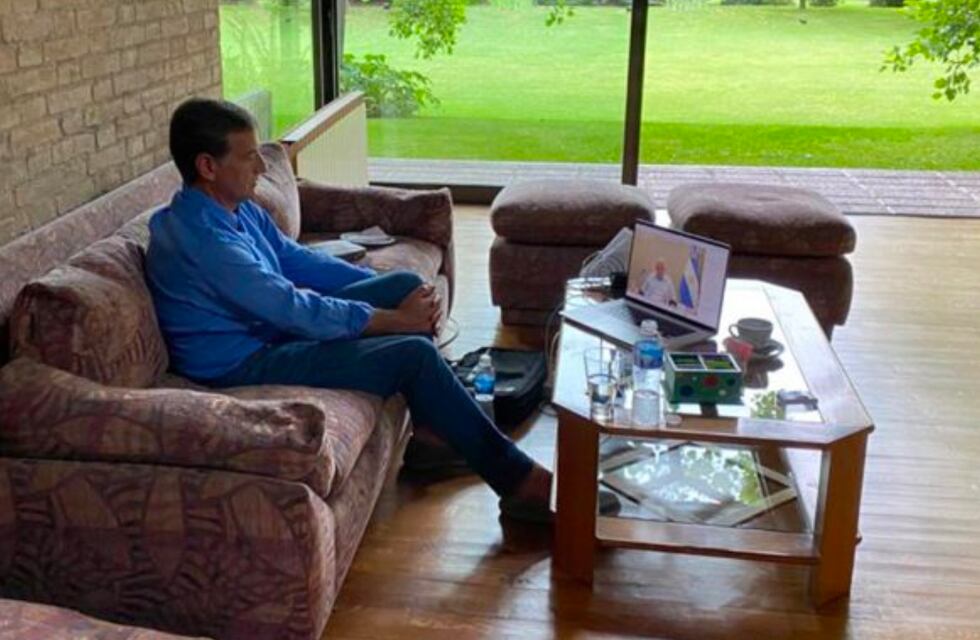 El gobernador confirmó que el lunes llegan las vacunas a Mendoza