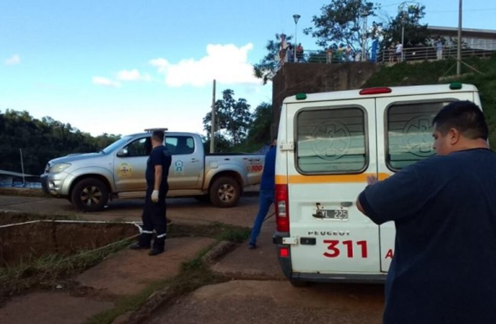 Un hombre cayó de un barranco y se encuentra grave en Puerto Iguazú