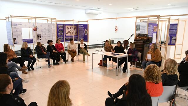 Realizaron una Mesa de Género y Seguridad Democrática en Rafaela