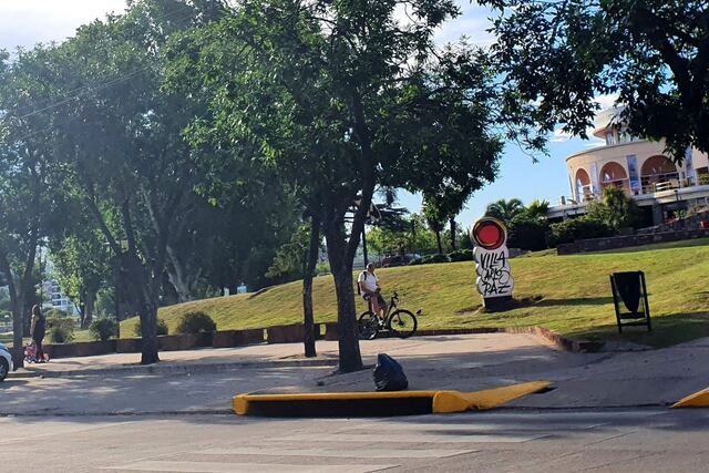 Zona céntrica frente a la Municipalidad de Villa Carlos Paz. (Foto: VíaCarlosPaz).