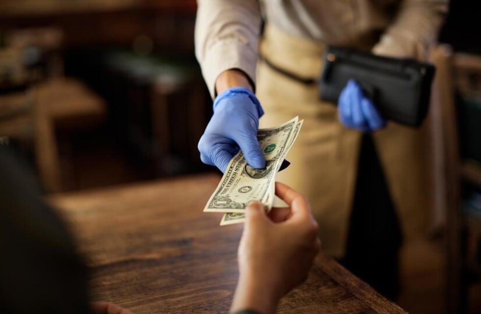 Santiago del Estero: una mujer entregó a su hijo a la Justicia y devolvió la gran suma que él había robado