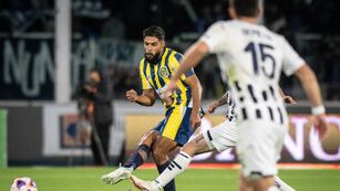 El uruguayo llegó al partido con lo justo después de un desgarro.