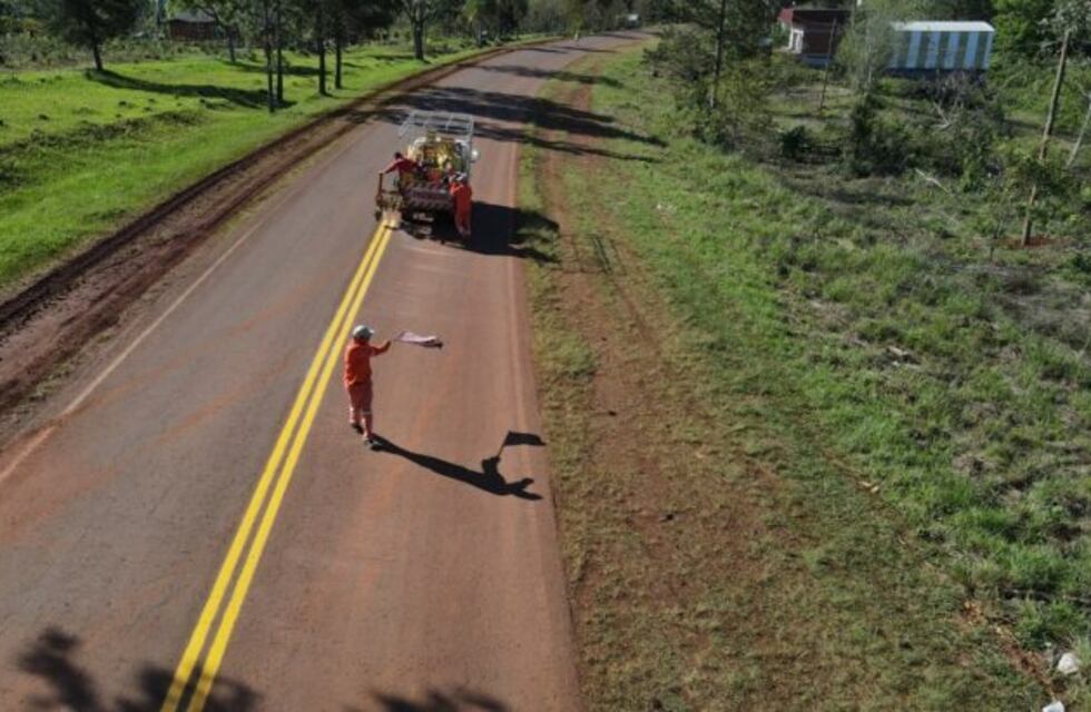 La Dirección Provincial de Vialidad finalizó obras de señalización en la Ruta Provincial N°2 y N°103