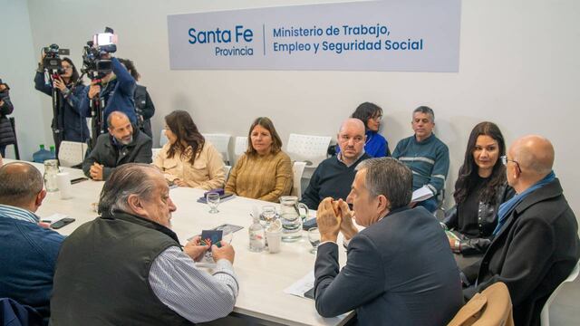 El último encuentro con sindicatos docentes se llevó a cabo en el Ministerio de Trabajo, Empleo y Seguridad Social.
