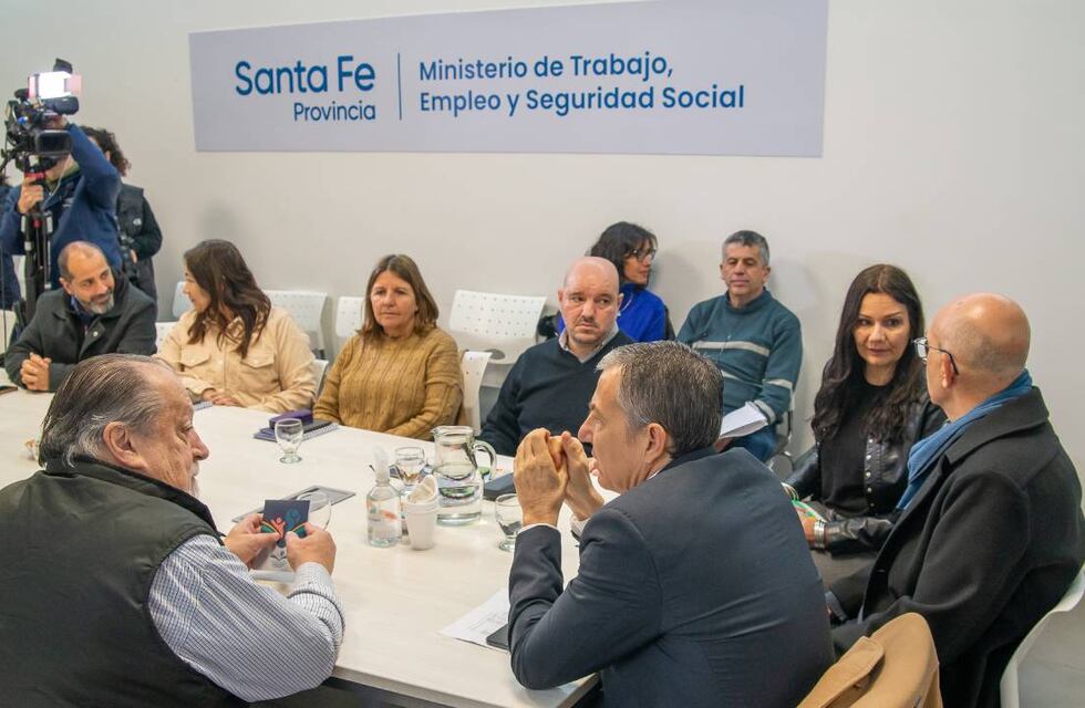 Paritarias en Santa Fe: los gremios barajan alternativas ante la oferta de aumento