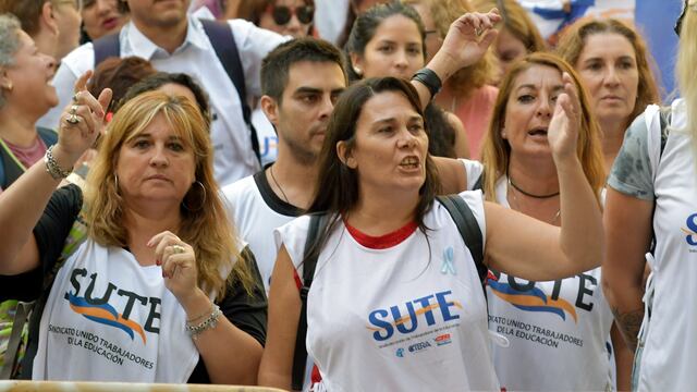 No hubo acuerdo y habrán nuevas medidas de lucha de docentes en Mendoza para julio- agosto. 
Foto: Orlando Pelichotti