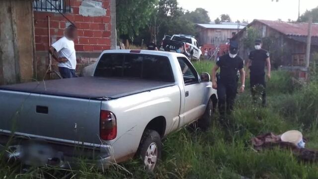 Una camioneta robada en Brasil fue secuestrada en Dos Hermanas.