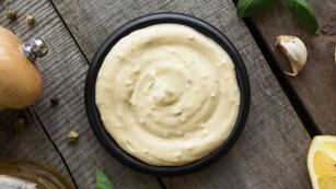 Mayonesa sin huevo y saludable: una receta increíble de la lactonesa