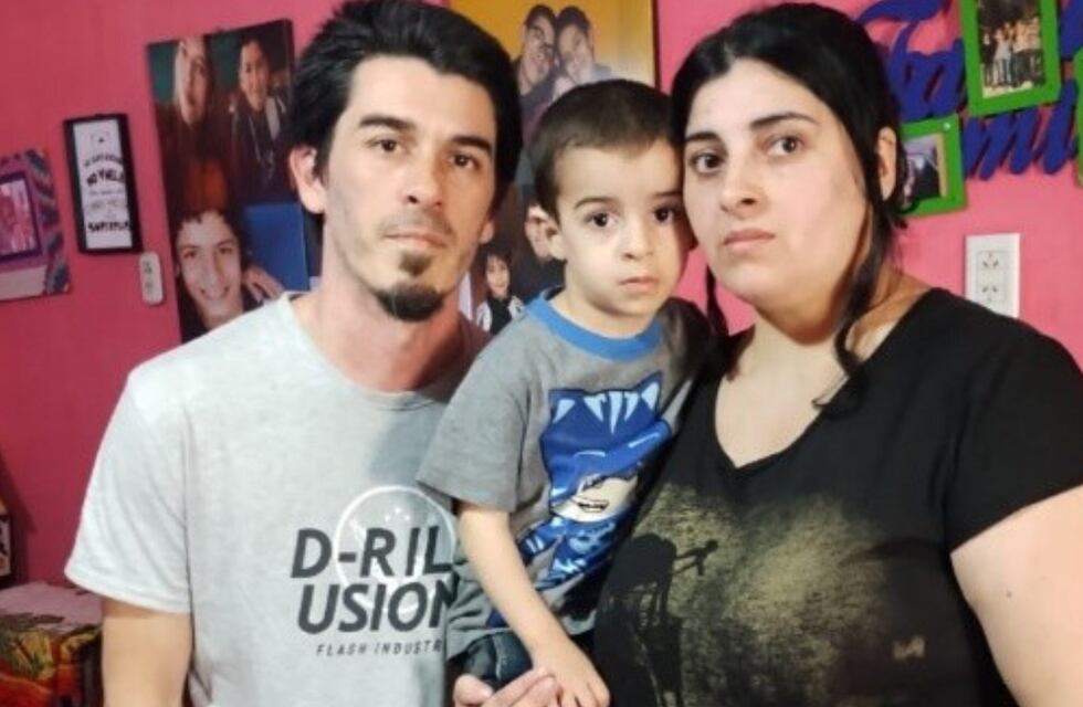 Nene rosarino necesita una costosa operación por un tumor cerebral y la obra social no autoriza