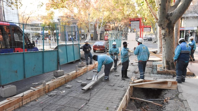 La Municipalidad de Ciudad continúa con la construcción de la ciclovía de la calle San Martín