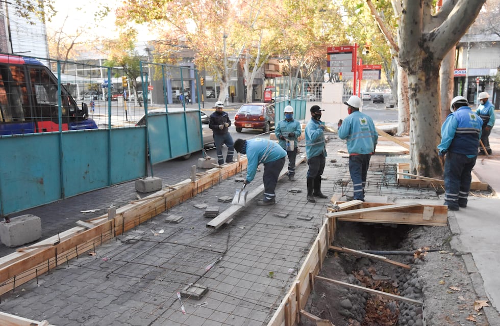 La Municipalidad de Ciudad continúa con la construcción de la ciclovía de la calle San Martín