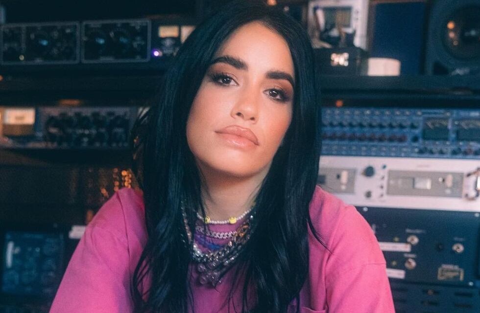 Lali se unió a Spotify Singles para lanzar “1Amor” y una reversión de “Yegua”, el hit de Babasónicos