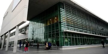 La joven está en el Heca