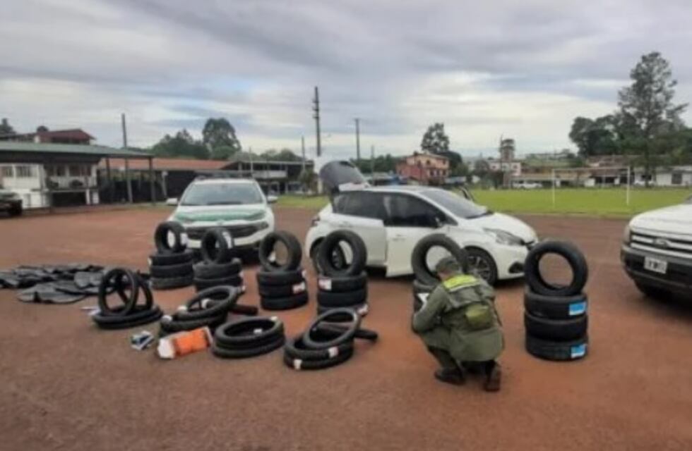 Incautan contrabando de cubiertas y repuestos vehiculares en San Pedro