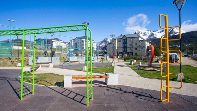 Ushuaia: realizan trabajos en espacios públicos del barrio Río Pipo