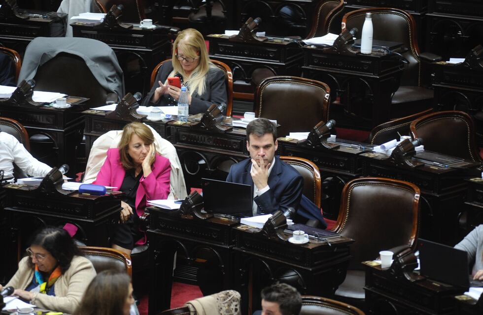 La Coalición Cívica se independiza y deja al bloque de Pichetto con 16 diputados