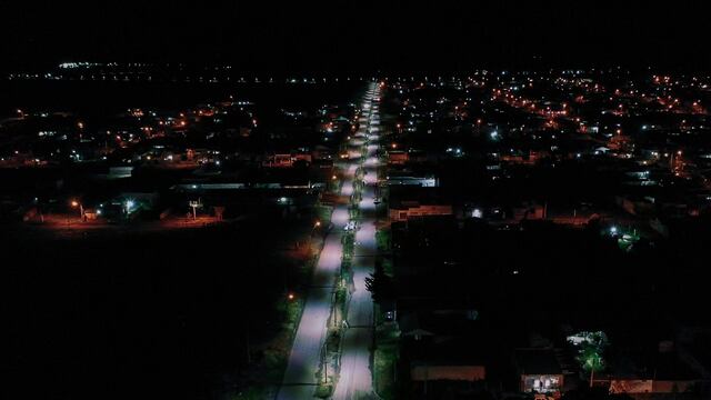 Instalaron más de 50 luces LED en Avenida Triunvirato.