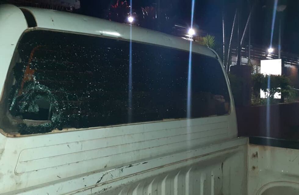 Fiesta clandestina: Policías lesionados, móviles dañados y tres personas detenidas en un procedimiento