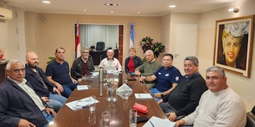 El jueves por la tarde, los referentes estatales mantuvieron una reunión en la sede del SEP.