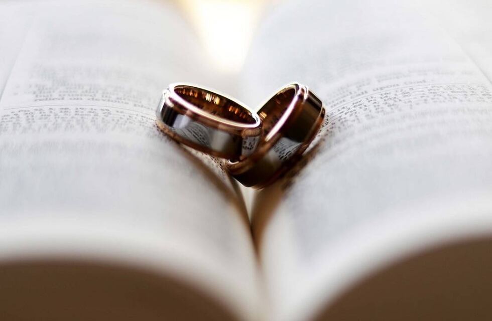 La Justicia rosarina autorizó a dos menores de 16 años a casarse