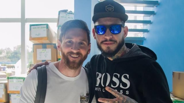 Ulises Bueno conoció a Lionel Messi en el 2018 y le dedicó unas palabras a Alan, quien sigue el tratamiento del jugador.