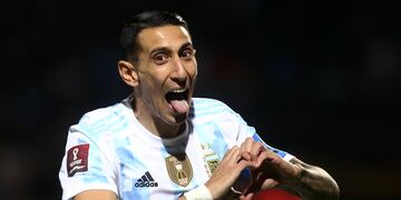 "Fideo" tiene 34 años y usó la cinta de capitán en las eliminatorias del Mundial de Catar 2022. (AP)