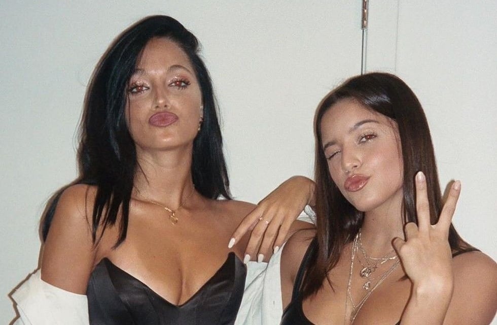 La vez que Emilia Mernes y Oriana Sabatini se besaron para un videoclip