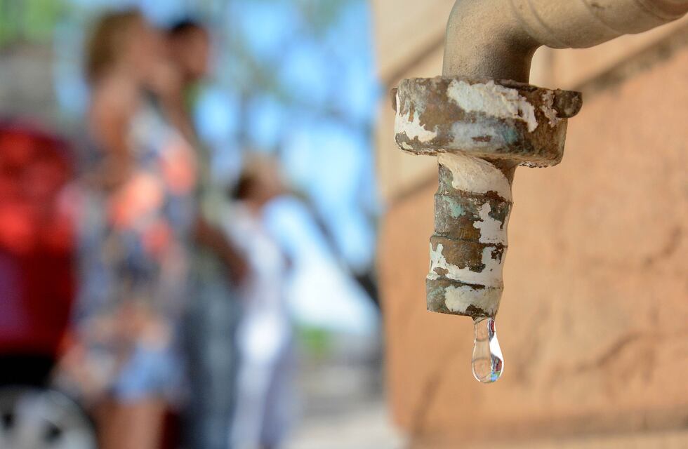 Este domingo podría faltar el agua por nuevas maniobras en Potrerillos: piden uso racional