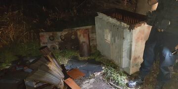 Lo abrieron y retiraron unos 100 kilos de cobre del bobinado.