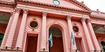 EL actual gobernador Gustavo Valdés anunció que irá por su reelección.