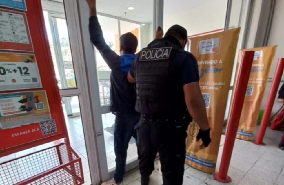 Un hombre fue detenido tras intentar robar una amoledora