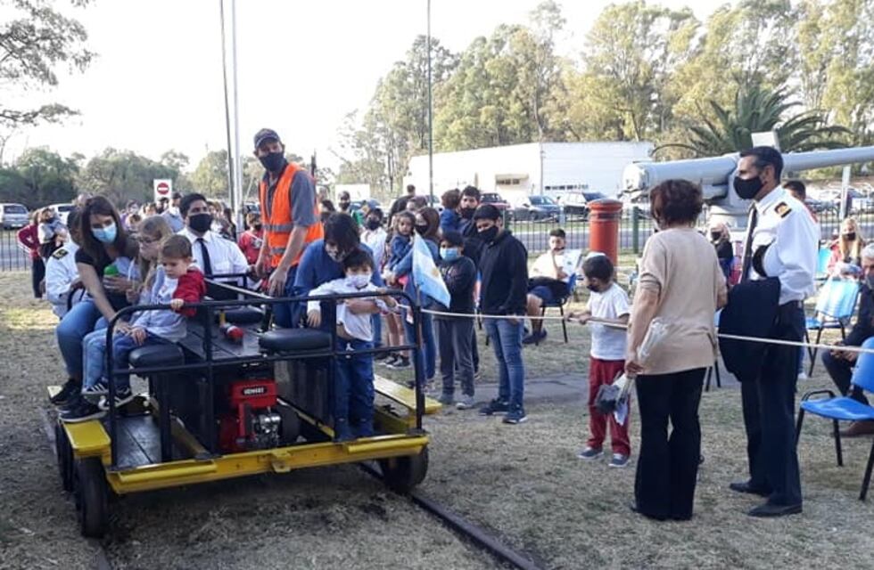 Importante participación puntaltense en “Museo a Son de Mar”