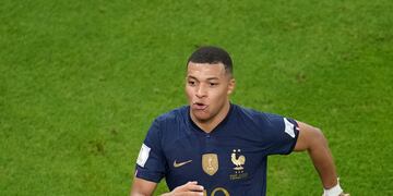 Mbappé vivió un incómodo episodio antes del partido.